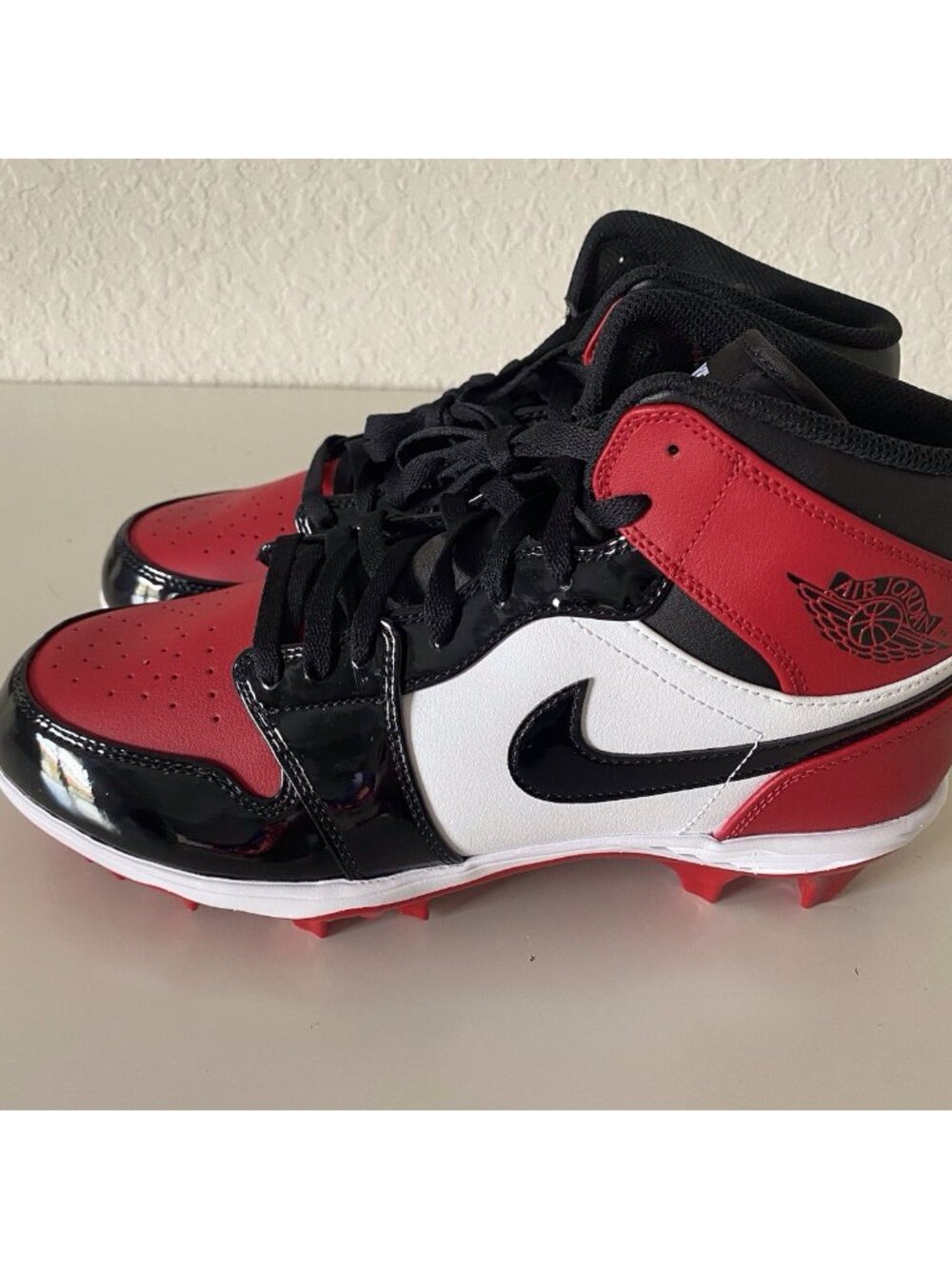 Men’s Sz 10.5 Nike Air Jordan 1 MID TD Red Black Baseball Cleats FJ6805-601 - Picture 6 of 10